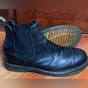 Dr. MARTENS Men’s Airware slip on boots size US 13 M